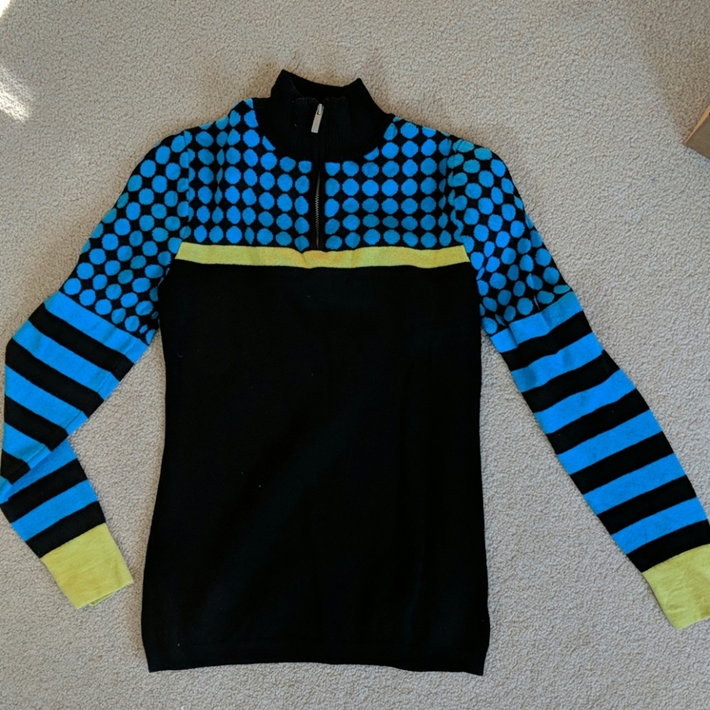 Neve ski sweater